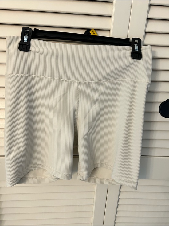 Pants - Women’s Ribbed beige Bike Shorts